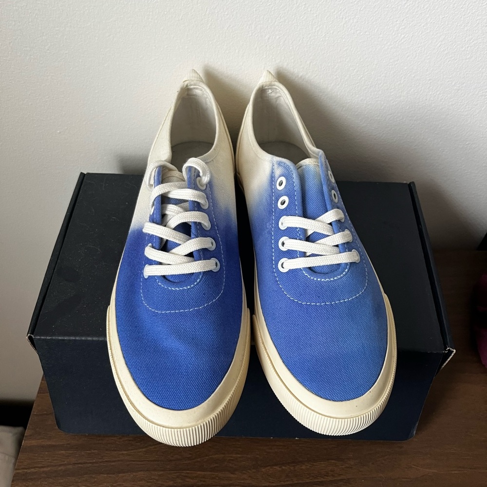 Everlane tennis shoes